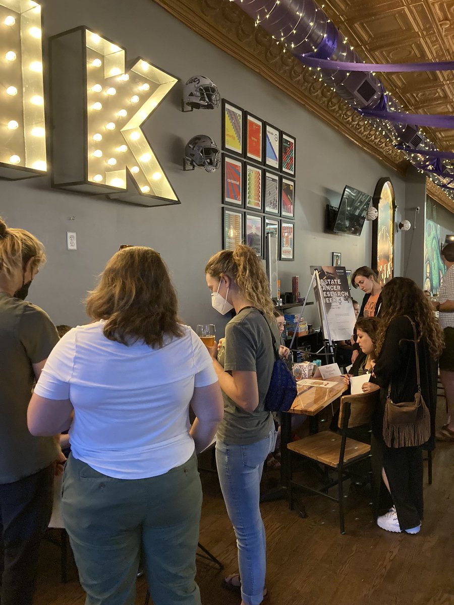 sonnytmlee's tweet photo. @KStateCancerRes at @manhattanbrew for Science on Tap @ScienceMHK. @MicrobeRich from #LeeLab using jelly beans to demonstrate gut microbiome! @kstatebio @kstatebio https://t.co/GnjPO9fxuW