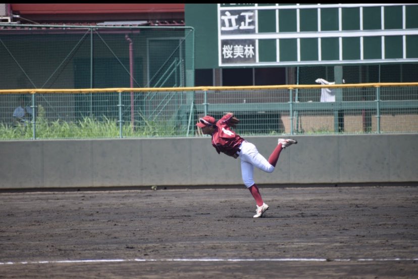 baseball_11894's tweet photo. これぐらい腕を振って投げれていた頃が懐かしい😭😭
関節唇損傷の疑いがずっとあります😭
#野球
#肩
#痛い https://t.co/Wj3OOYPYwz