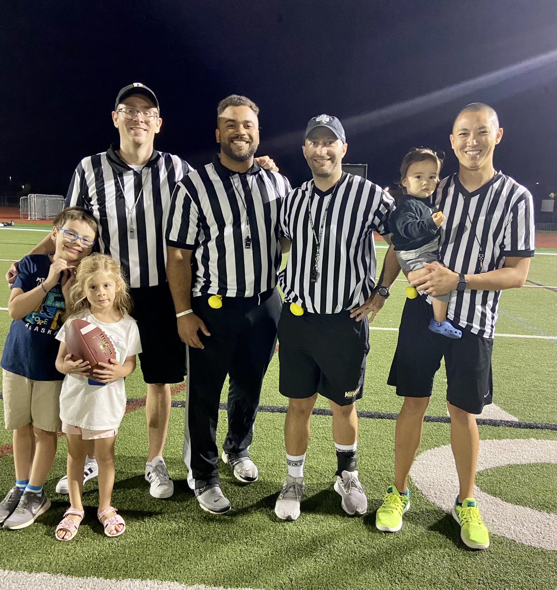 Congratulations to the SENIORS and the SOPHOMORES for winning the Rocks’ Bowl tonight! Special thank you to our staff commentators, referees and advisors for volunteering! #rockpride