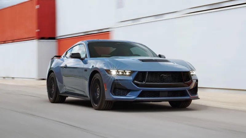 Fox_5point0's tweet photo. 🫡 @Ford https://t.co/TKcQaB9SfW