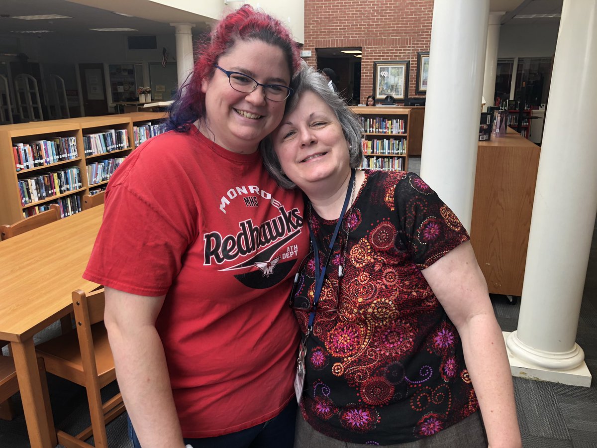 aestinch's tweet photo. Big thanks to Ms. Meckes, Ms. Howarth, and our counselors for an amazing @MonroeHSNC #Wayfind kickoff today. Four cohorts in one building- It’s going to be a great year! @AGHoulihan @MomPrincipal @WayfindUCPS_WU @drjayjones https://t.co/bnscTKP4zP