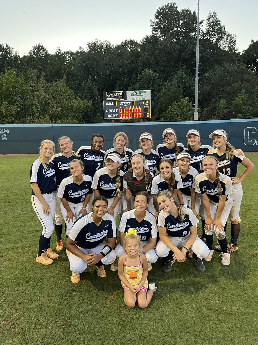 CambridgeLBFP's tweet photo. Wow!  What an amazing TEAM win tonight. 2-1 over the number 2 team in 6A. Love the grit in these girls!!  @jaydabraith04 9 inning-3hits-0 earned runs! 😳 @graceebarrett1 3for5 with 2 RBIs 💪🏻and @JessicaChan24 3for5 with a run scored 💪🏻💥 https://t.co/lr4kj7Q7US