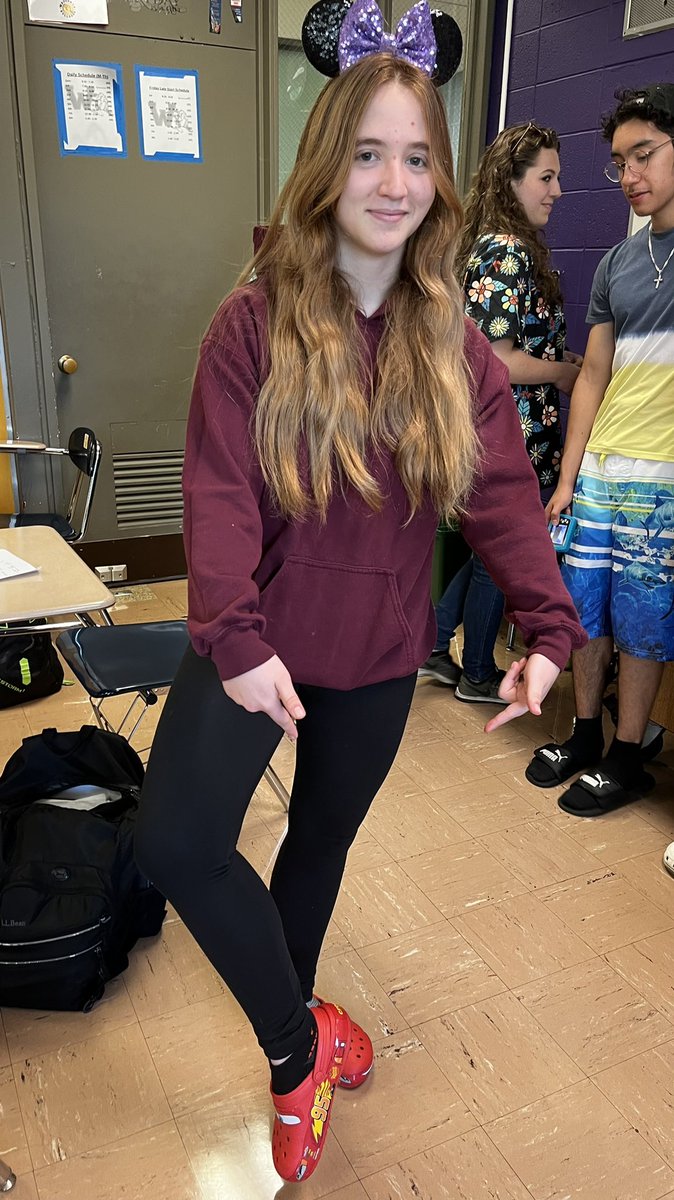 Mrs. Yost tweet media