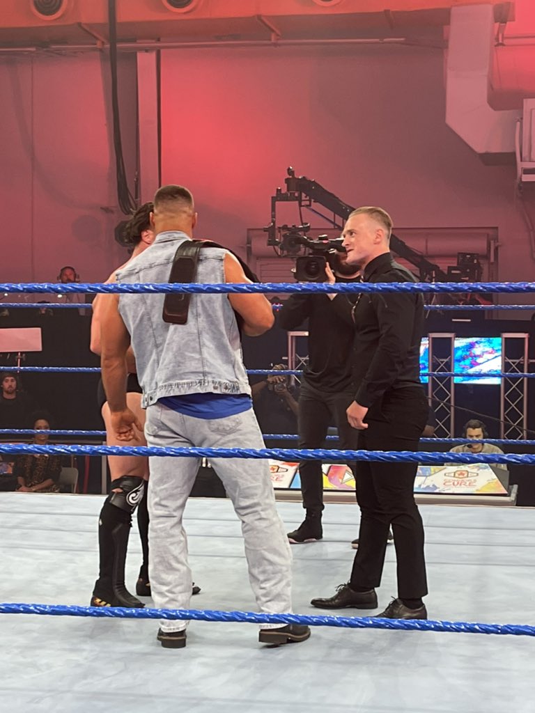 richschellhase's tweet photo. HOLY SHIT DRAUNOV IS HERE!!! #WWENXT https://t.co/AVpWqeUuFR