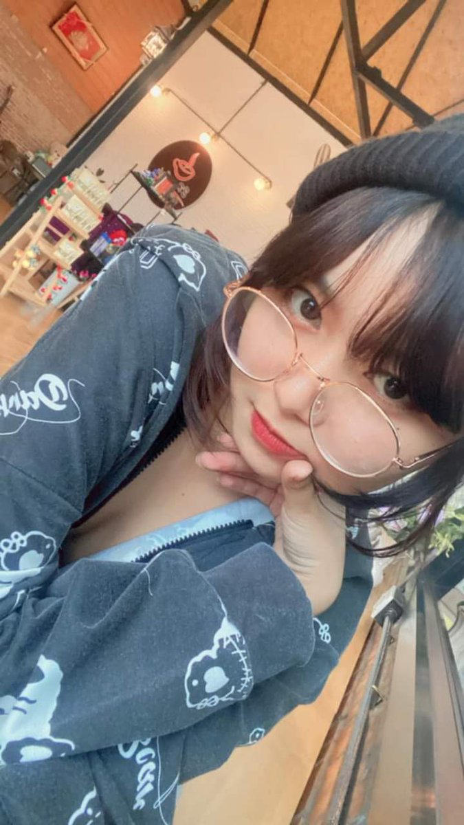 ToeixX's tweet photo. ใยกันเม็ดดดดดดดด❤️❤️❤️❤️ https://t.co/ae6uAXqKlY