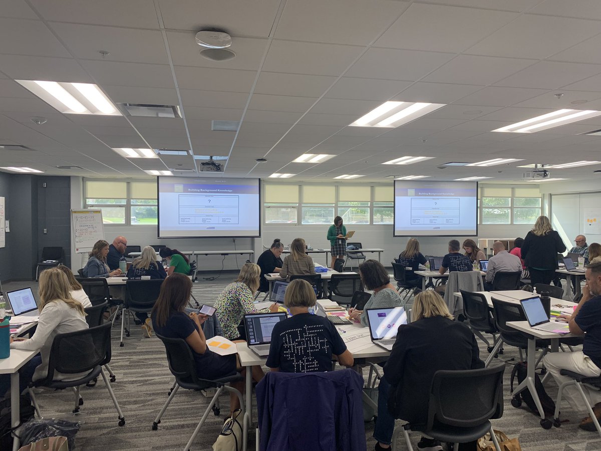 DMPS_TeachLearn's tweet image. A fantastic day of learning, supporting  and leading with our @DMschools Elementary Principals. #allmeansall