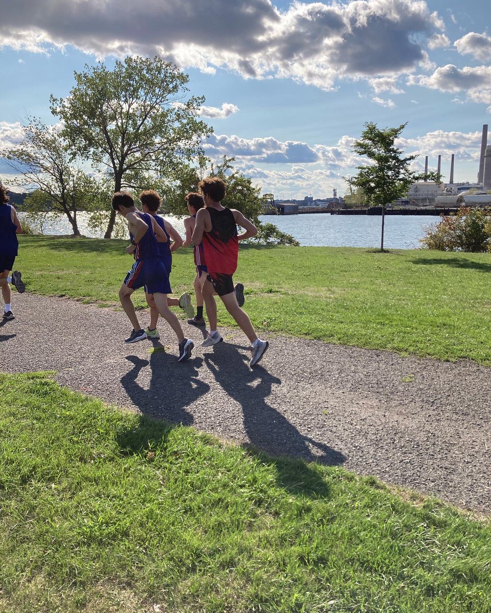 The Cross Country teams get edged out by <a href="/SHSHighlanders1/">SHSHighlanders</a> 
<a href="/CPS_Chelsea/">Chelsea Schools</a> <a href="/SvilleSchools/">Somerville Schools</a> <a href="/ChelseaRecord/">ChelseaRecord</a> <a href="/LeagueBoston/">Greater Boston League</a>