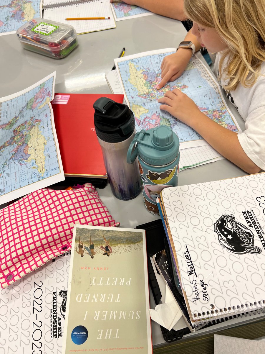 How and why do historians need maps? We made maps…and we read maps…and it was awesome! <a href="/AFMSChargers/">Apex Friendship Middle School</a> #lovemyjob