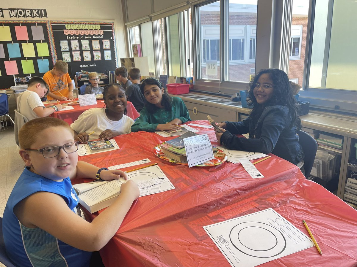 Mrs. Henchel tweet media