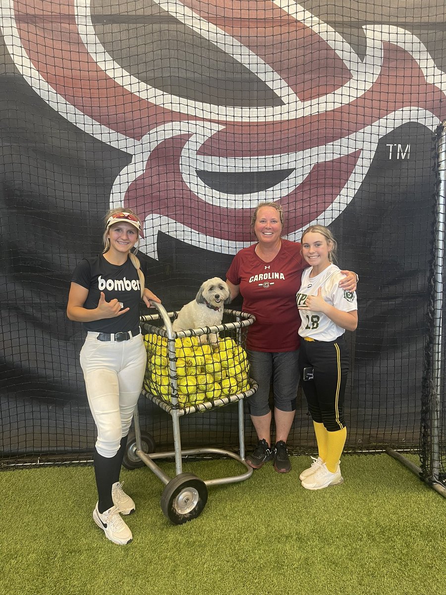 BreckPiedra's tweet photo. Thank you @scsbcoach_bev at @GamecockSoftbll for a great camp this weekend. Hope to be back soon!! https://t.co/owBZ0XiiAd