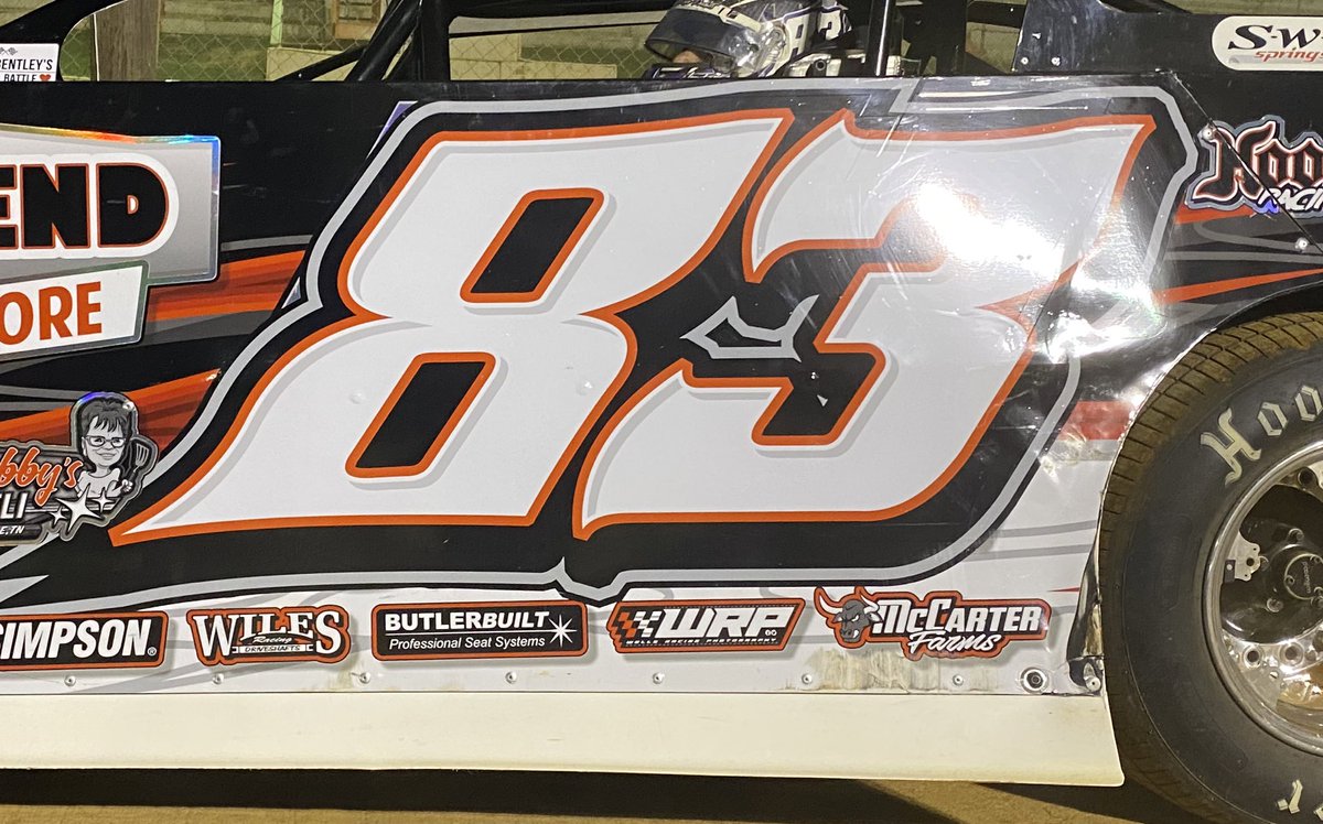 Tonight’s #Scorcher Heat Race Winners:

𝗛𝗲𝗮𝘁 𝗥𝗮𝗰𝗲 #𝟭 - <a href="/CoryHedgecock23/">Cory Hedgecock</a> 
𝗛𝗲𝗮𝘁 𝗥𝗮𝗰𝗲 #𝟮 - <a href="/smcdowellracing/">Shane McDowell Racing</a> 
𝗛𝗲𝗮𝘁 𝗥𝗮𝗰𝗲 #𝟯 - <a href="/SBR_TeamZero/">Scott Bloomquist Racing</a> 
𝗛𝗲𝗮𝘁 𝗥𝗮𝗰𝗲 #𝟰 - <a href="/JensenFord83/">Jensen Ford</a> 

@raceXR | <a href="/CTPROMOTE/">Iron-Man Series</a>