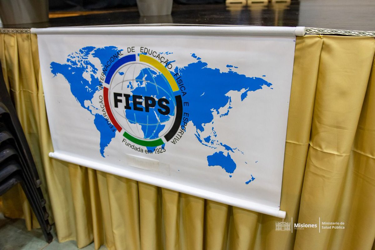 OscarAlarcon_'s tweet photo. #FIEPS ante la participaron de Corrientes, Paraguay y la República Federativa de Brasil hicimos un gran despliegue de toda la estructura del Ministerio, expusimos los Planes, Programas y Proyectos referidos a la Salud de todos los misioneros. 👏👏👏 Sigue 👇 @SaludMisiones https://t.co/Z8W8QB86iS