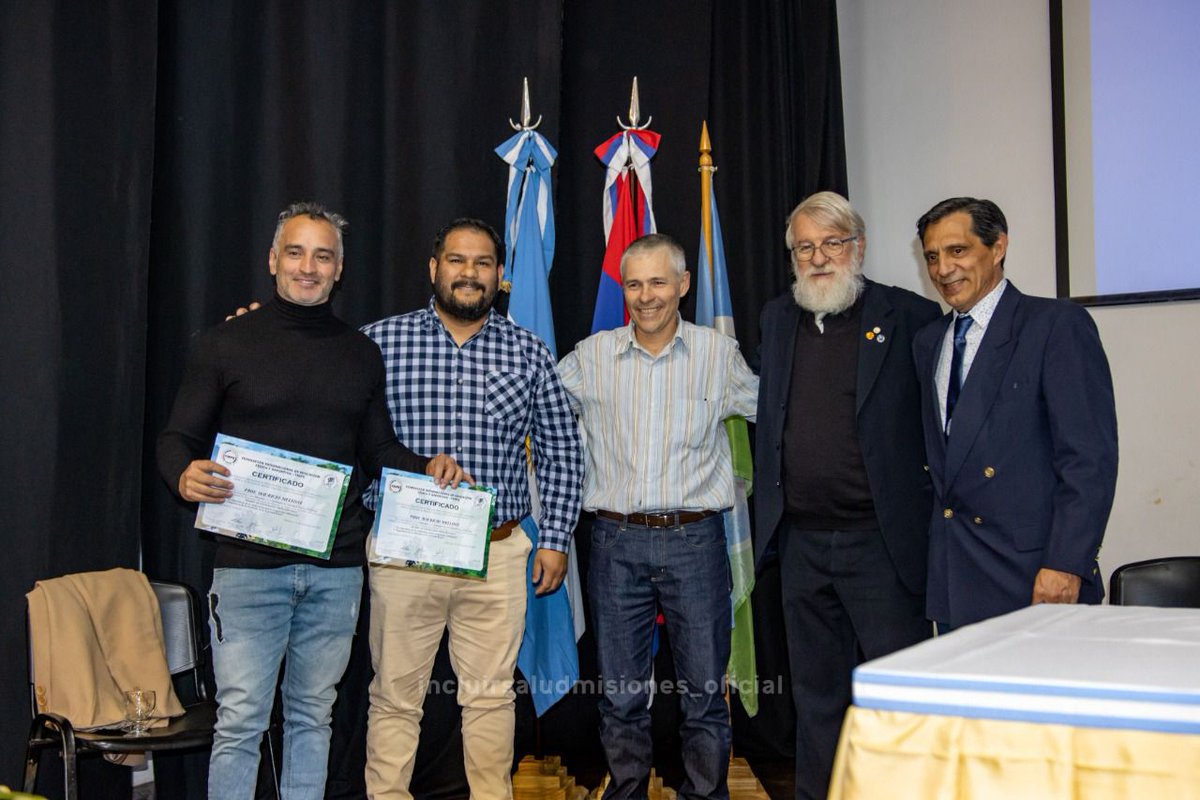 OscarAlarcon_'s tweet photo. La #FIEPS Mundial nos compartió una propuesta de interés social para todos los misioneros. Profes de Educación Física y profesiones afines, jurisdicciones de la región litoral norte presentes y atentos en esta propuesta que relaciona la Educación Física con la Salud. 👏 Sigue 👇 https://t.co/EjCWPWahn0