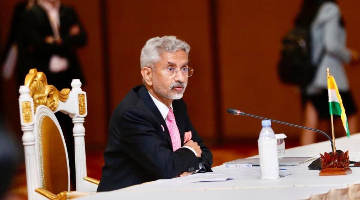 laboni276's tweet photo. One less problem on the border, says Jaishankar after Hot Springs pullback….Shame on this useless Govt .Should learn from Ukraine how to fight with courage and conviction for your honour and self respect.First time we have acted cowardly #8YearsOfShame https://t.co/lGtRBzAt8b https://t.co/ecYq6ZHSaV