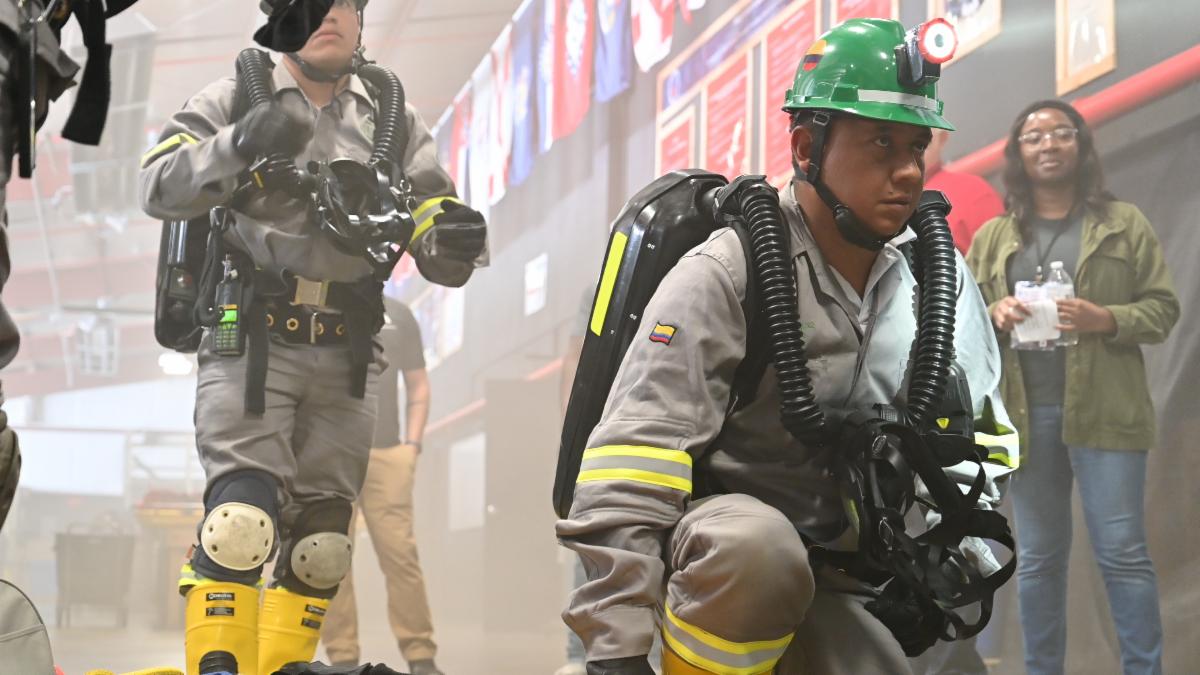 IMRBMineRescue's tweet photo. Competition Day 2 of 3. Mine Rescue Teams rotated to the next set of scheduled events. Hard work begins to pay off as teams finally get a chance to demonstrate their skills for a dedicated group of judges and technical experts.
#IMRC2022 #IMRB #MineRescue #KaivosPelastus https://t.co/mOZkHIrcLZ