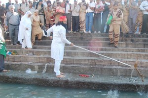 Jajoria_harsh77's tweet image. Cleanliness Campaigns too boost the planet&apos;s health and help in environment conservation, due to regular cleaning and getting rid of pollutants. More than 32 Cleanliness Campaigns have been held till date across the Nation. Under Holy Guidelines of Gurmeet Ram Rahim Ji #GoGreen