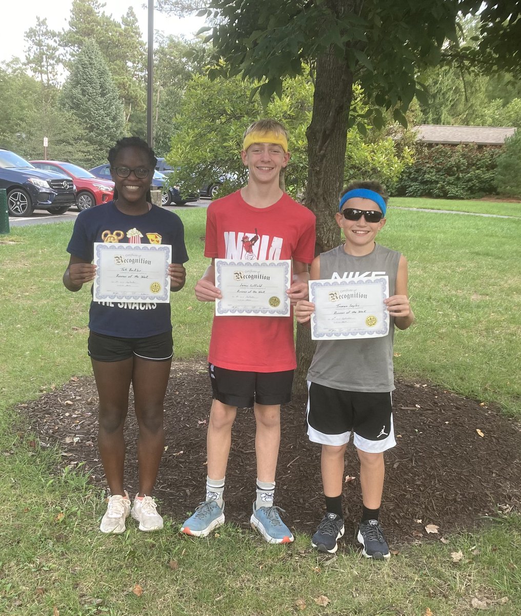 Congratulations to our <a href="/SJHAthletics/">SJHAthletics</a> @AvesAthletics <a href="/SycamoreJrHigh/">Sycamore Jr High</a> Runners of the Week! Tati, Bryce (not pictured), James, and Truman have been great role models and hard workers since day one! Good luck to all runners tomorrow at your home meet!