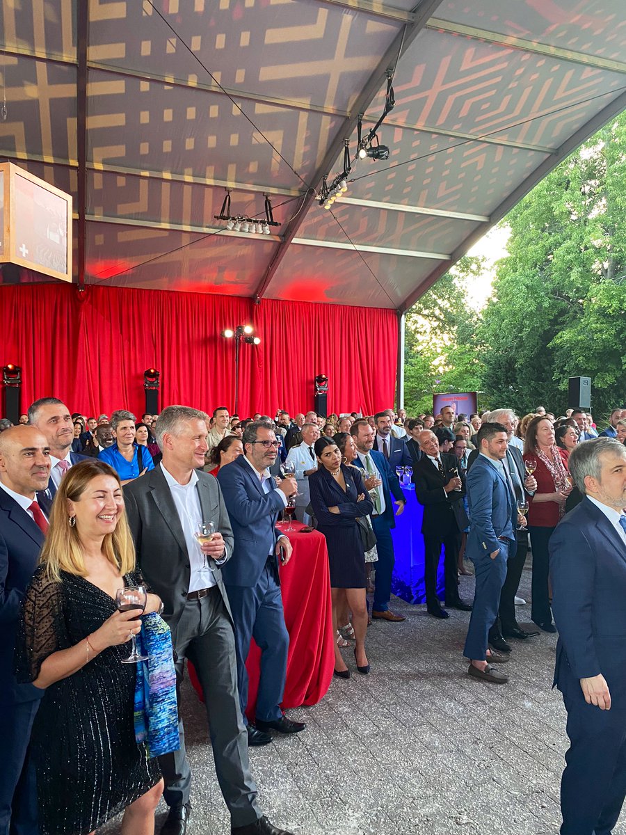 SwissEmbassyUSA's tweet photo. It’s been a while but we are back with #SoireeSuisse Celebrating the Impact of Swiss-U.S. relations. 🇨🇭🇺🇸 Such an honor to welcome so many of you for this special night. https://t.co/y8lnk8gbOR