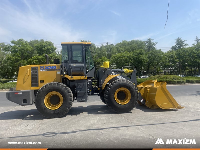 auroraguanye's tweet photo. #MaxizmCases
👉1 Unit #XCMG LW500FN Wheel Loader to Turkmenistan🚢
- Rated operating load: 5000kg
- Bucket capacity: 2.5-4.5cbm
- Operating weight: 16900kg
- Rated power: 162/2200kW/rpm
📢Contact Whatsapp/Whechat :+86 13181143897
 #WheelLoader #Loader #FrontLoader #lw500fn https://t.co/KuALhwVFID