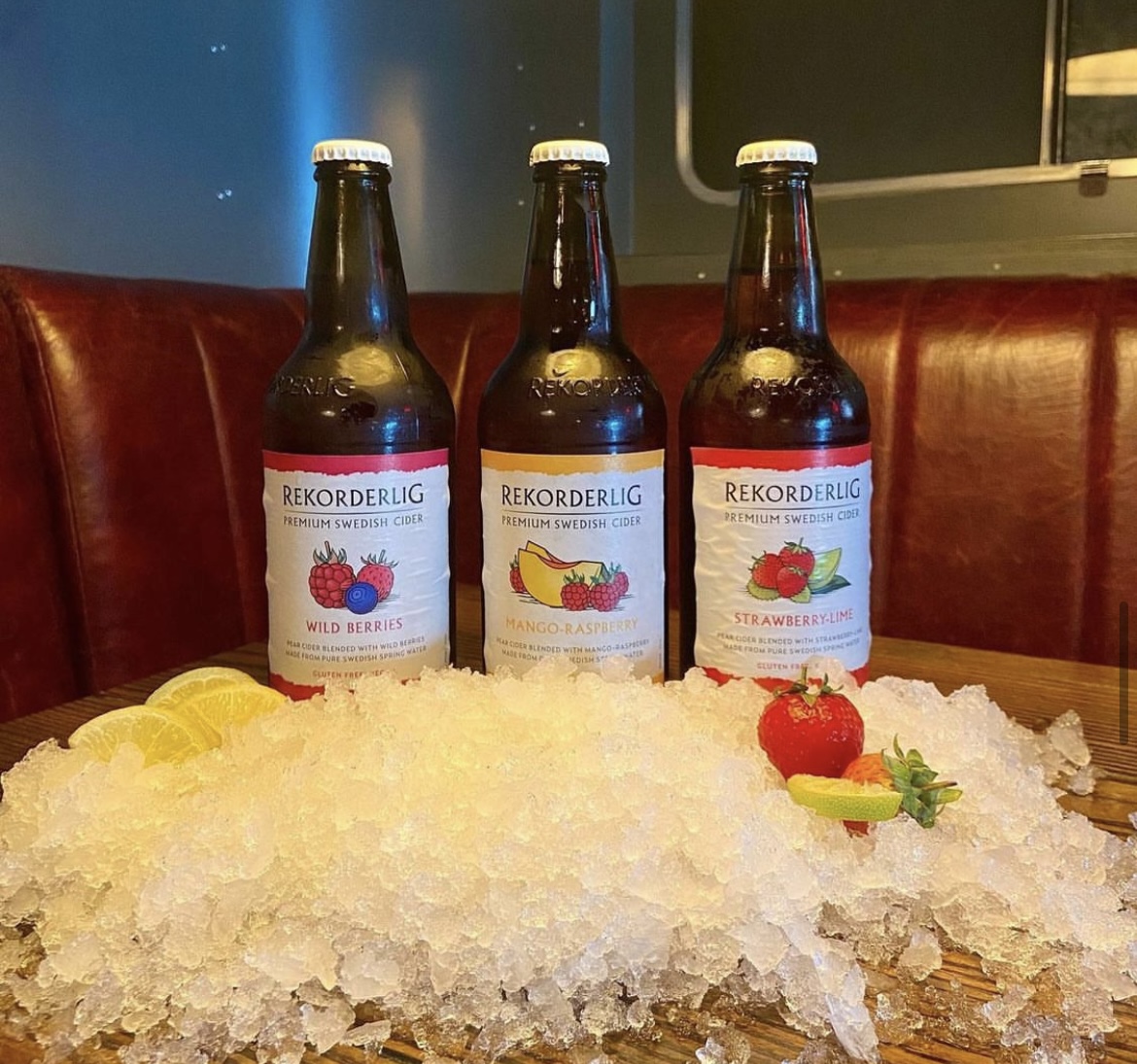 FIREPITSouthP's tweet photo. Thirsty?🥭🍓🫐

Here at the FIREPIT Southport we have a great selection of drinks!
so come down, watch some sports, have a cold one and enjoy some of our bar games:

Darts🎯 
shuffle board
Pool🎱 https://t.co/PcOLhcvSr0