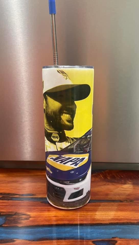SonnyCook48's tweet photo. One of the cups my wife has made for me. https://t.co/lhgUf9uqkR