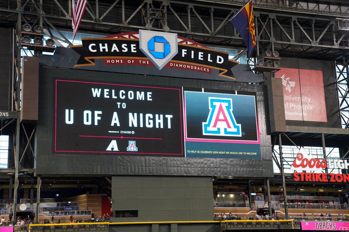It’s <a href="/uarizona/">University of Arizona</a> night at Chase Field! ⚾️ 

Thank you the <a href="/Dbacks/">Arizona Diamondbacks</a> for having us tonight!