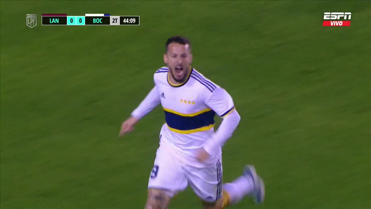 SC_ESPN's tweet photo. PIPA BENEDETTO Y UN GOL QUE VALE LA CIMA DEL CAMPEONATO. https://t.co/uURXSVIG94