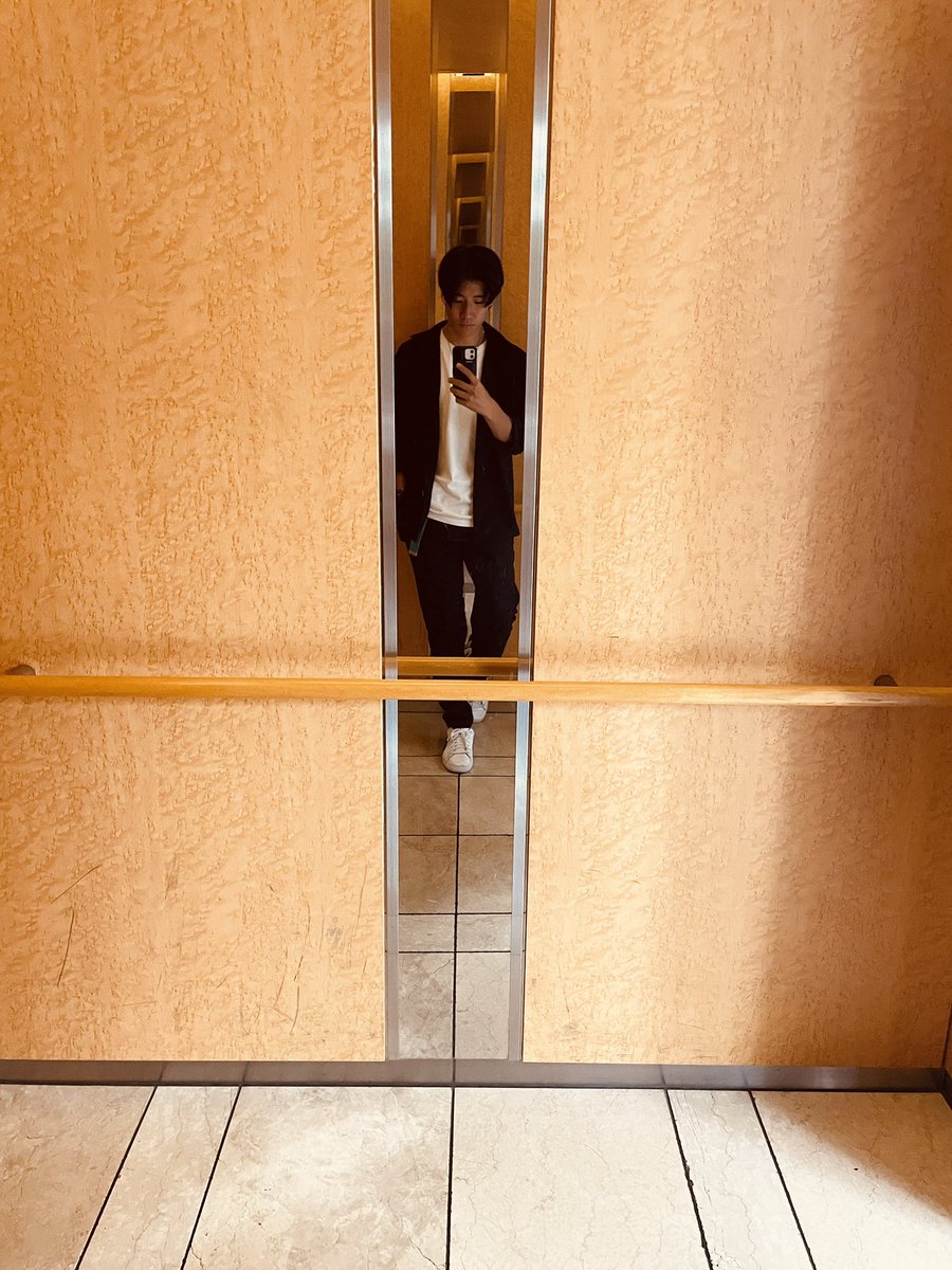 yasumichiru's tweet photo. 今日の格好！！
黒いのはサーフィン焼けです😅

 #女風  #セラピスト #女風ゆーざー  #女風セラピスト  #マッサージ #オイルマッサージ   #裏垢 https://t.co/kELbrbdtiB