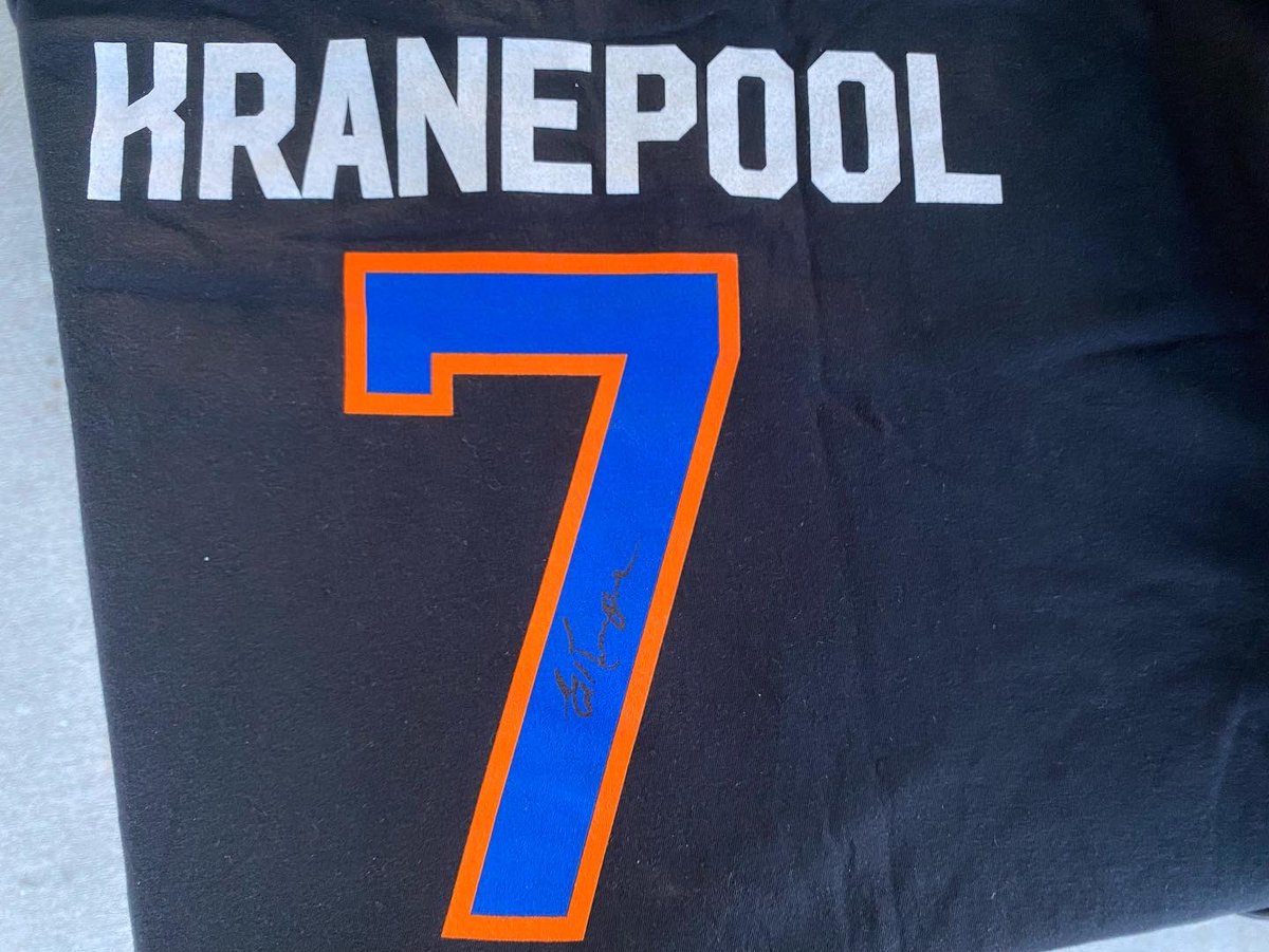JohnCerilli's tweet photo. Incredible night meeting @Mets great, #EdKranepool, at the #StatenIsland @FerryHawks game! Listening to tales covering #CaseyStengel’s ‘62 #Mets, the ‘69 champions and ‘73 NL champs was simply #Amazin’! Thanks to Ed and the super fun #FerryHawks! @AtlanticLg #baseball ⚾️ https://t.co/pesxMTWAKY