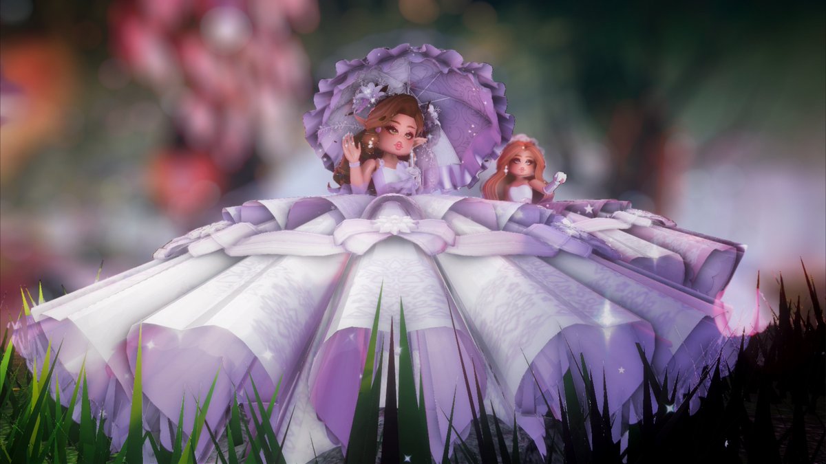 McQueenRH's tweet photo. 💗Magical Enchantress Skirt💗
LIKE OR RETWEET: ENTERED✅
💜NEW Royale High Giveaway💜 https://t.co/5wgoQesyag