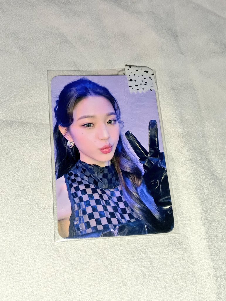 1uvrnixsh's tweet photo. ⛰️ ( wts lfb ph )
—  wonyoung photocards

aros — 350
soundwave — 260
both — 550

# dop, until SEPTEMBER 23
# clean and onhand
#  free packaging fee

               dm / reply to claim

t, a ray of sunshine ros pob pc pf https://t.co/osA3M3gI4j