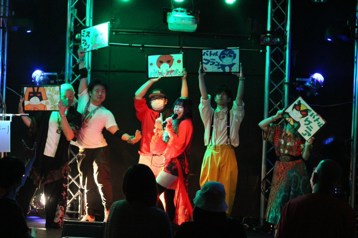 oo_funiko27_oo's tweet photo. #SHS17
キメキメでJが(し)になってる
SHS11期生
ふにことハンバーグカレーラーメン

thanks photo @updown1007 

#同期いつもありがとう https://t.co/w22tOlTsYg
