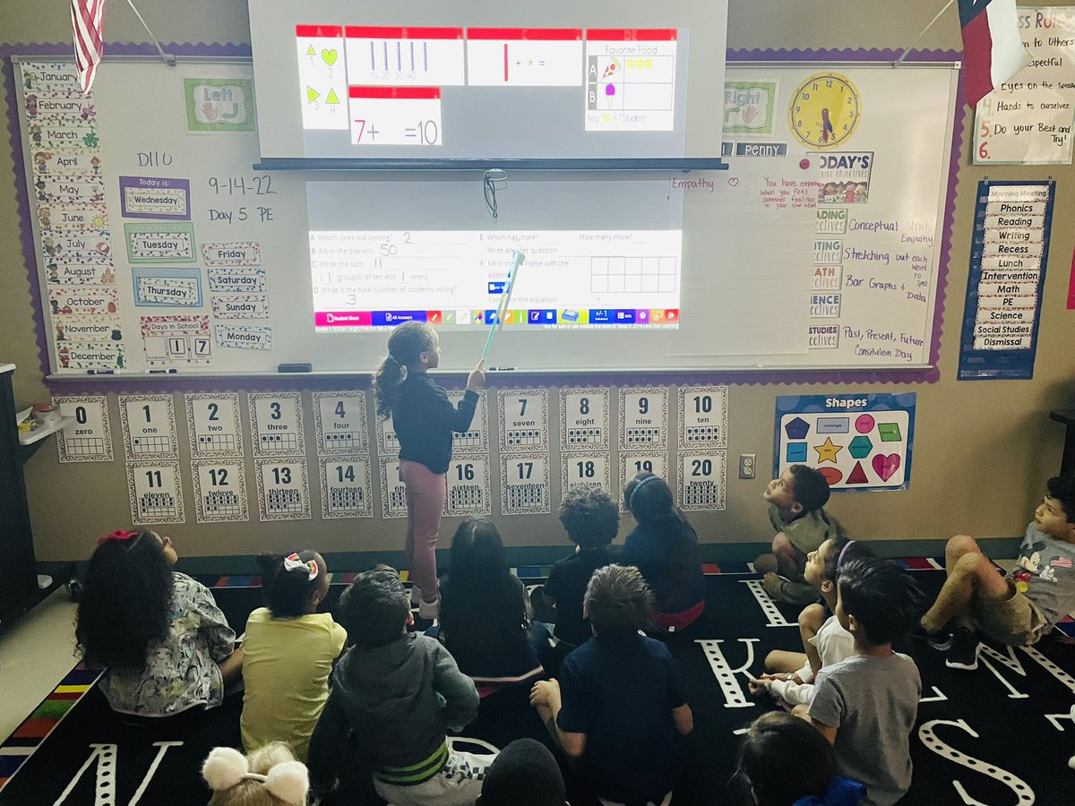 BridgetMadden19's tweet image. Taking ownership of our learning with Target Practice! #youaretheteacher #LonestarLearning  @NISDWernli @NISD #NISDmathgold @NISDElemMath