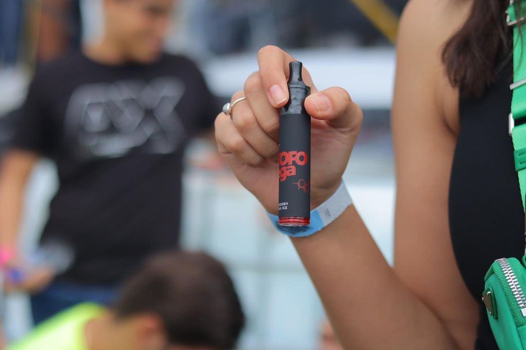 wotofoofficial's tweet photo. What is your setup today? 🙂🙂

Wotofo Mega Vape Pen 🔥🔥

👉Battery Capacity: 980 mAh
👉E-Liquid Capacity: 5.0 ml
👉Puff Count: Up to 1500
👉Heating Core: Wire Coil
👉🤣Coil Resistance: 1.6 Ohms

https://t.co/Z7aVF7MMyB

#wotofo #wotofoofficial #wotofomega #mega1500 #1500puffs https://t.co/AuoLK61kVk