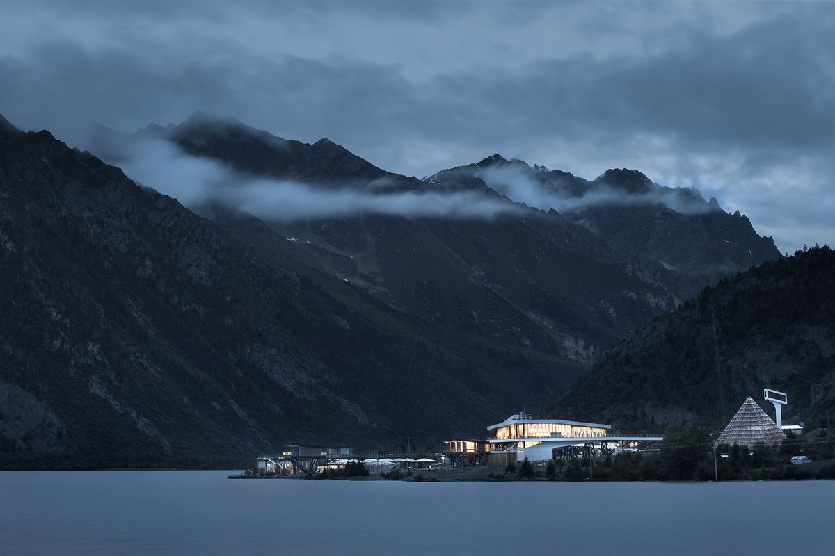 YoucaiP's tweet photo. Ranwu Lake (Tibet) International Self-drive Tour and Recreational Vehicle Campsite by Archermit

#archermit #chengdu #architecture
#YoucaiPan #tibet #selfdrive https://t.co/963M4wEqRY