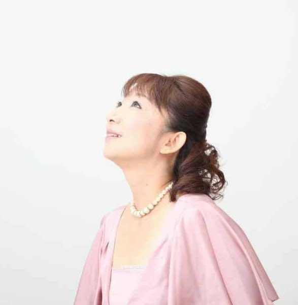 今夜のゲストは魔法使い真生さん<a href="/masao_magic/">真生(MASAO)@魔法使い</a> 
魔法使いになったきっかけは？
マジックと魔法の違いとは？
全国で開催【MAGIC LIVE SHOW GIFT】のコンセプトを伺います☺︎

アイランドコーナーは沙耶<a href="/saayajat/">沙耶 愛称さーや</a> 
”あいうえお”の正しい口の開け方をレクチャー♪

#FMみやこ 19:00-
#さくらFM 22:00-