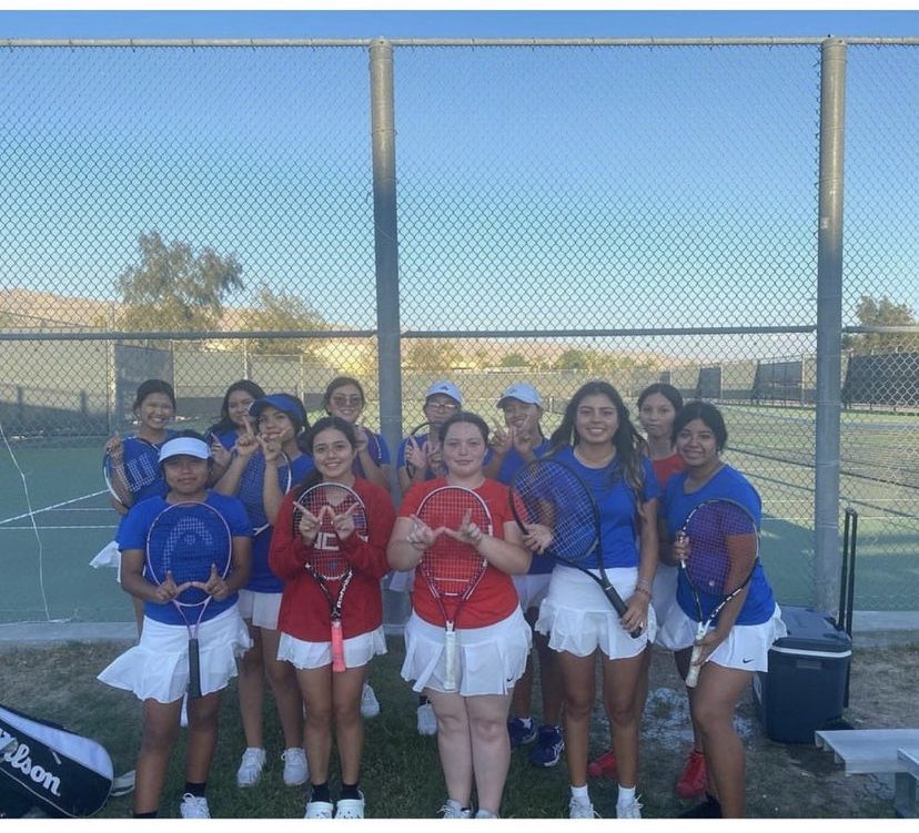 Mrs21Rodriguez's tweet photo. Lady Rajahs Tennis bringing home the W, 16-2 vs DHS!!! 🔥🔥🔥 #GoBigAndGoHome #RajahThat #RajahsRiseAsOne @IHSRajahs @IndioHS_Sports @DesertSunSports @DesertSandsUSD https://t.co/HalGpH0Cyo