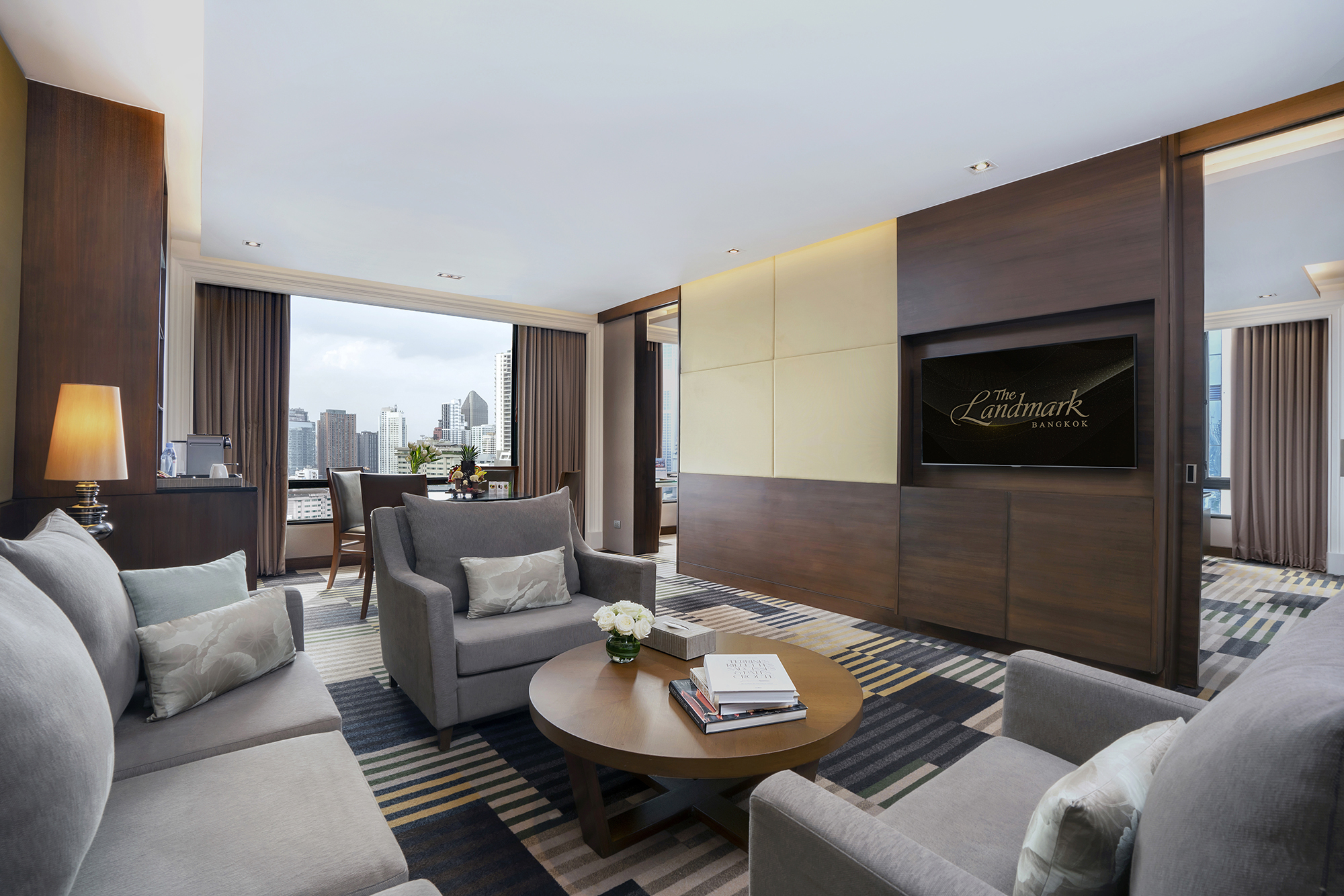 The Landmark Bangkok Thelandmarkbkk Twitter