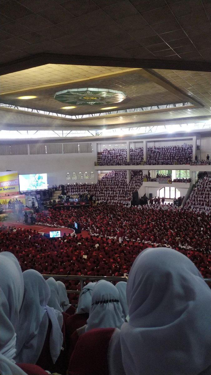zhaxadr's tweet photo. #UMMCampus a6 bgt lochhh https://t.co/NqKJtp7aDn