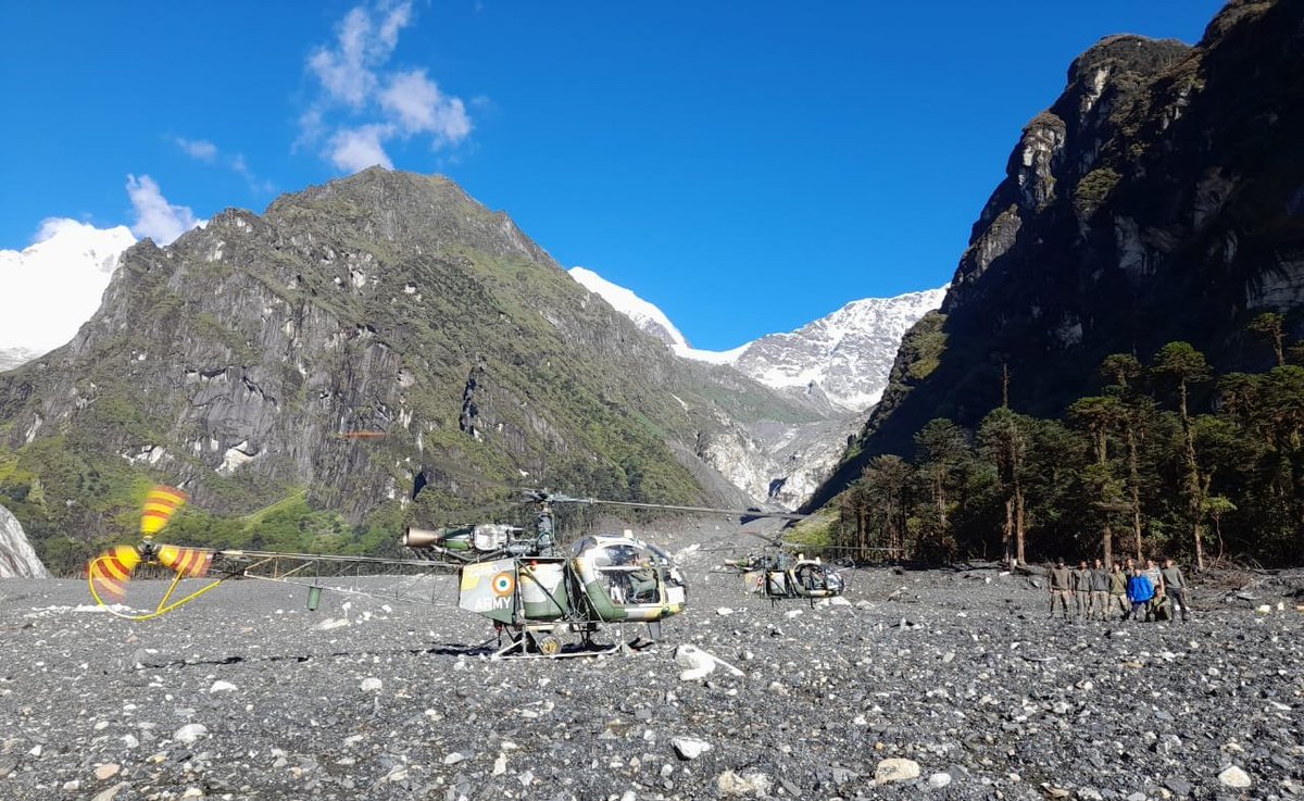 timesofindia's tweet photo. Search and Rescue efforts of the Indian Army, & the State Administration for the missing mountaineers #TapiMra & #NikuDao is going on under extremely challenging conditions in harsh terrain of Arunachal Pradesh: Kiren Rijiju, Union Minister of Law & Justice (ANI) https://t.co/8XUQFk3yVh