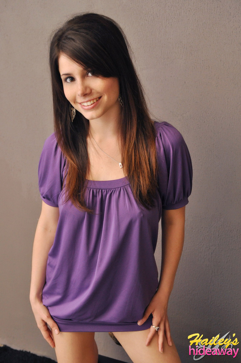 TW Pornstars - Hailey Davis. Twitter. Purple Love #boobs #casual #thong