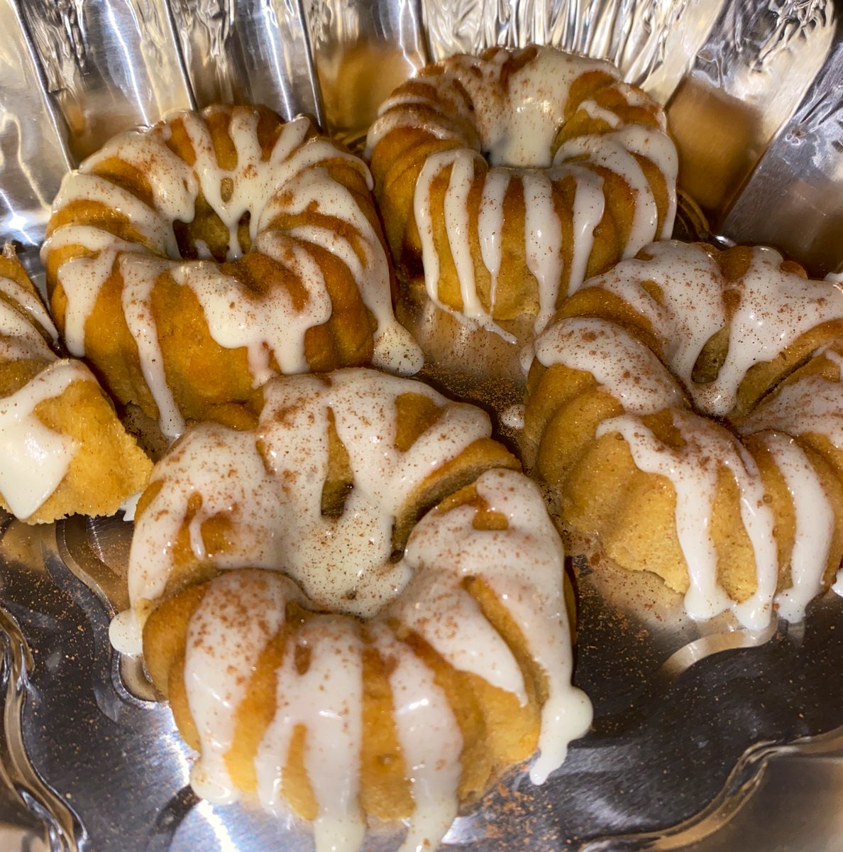 1st batch of pumpkin cinnamon roll bundts 🥰 IM SO EXCITED FOR THESEEEE
