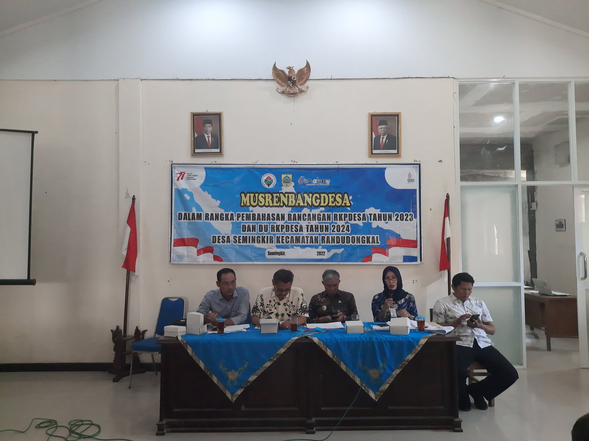 Ds_Semingkir's tweet photo. MUSRENBANGDESA
Dalam rangka pembahasan Rancangan RKPDesa tahun 2023
Desa Semingkir Kec. Randudongkal
@puspindes @dinpermasdespml @ganjarpranowo https://t.co/mtmFZn4le8