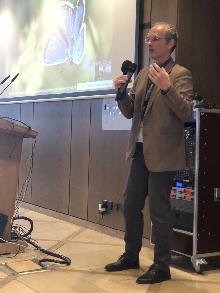 SELINA Advisory Board member Markus Erhard from <a href="/EUEnvironment/">EU EnvironmentAgency</a> answering questions on #Ecosystem type and condition mapping #SELINAKickOff