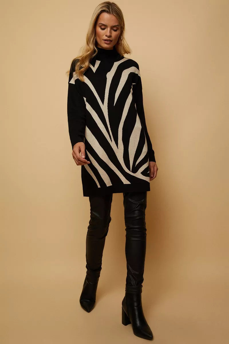 WallisFashion's tweet photo. Knitwear has our heart this autumn β¨
Which jumper would you wear?π
Shop online here β¨
https://t.co/qjKnZmLUbq
https://t.co/A2NzWrsqjw
#foreverwallis #wallisfashion #wallisloves #knitwear #animalprint https://t.co/sKuHjFnliT
