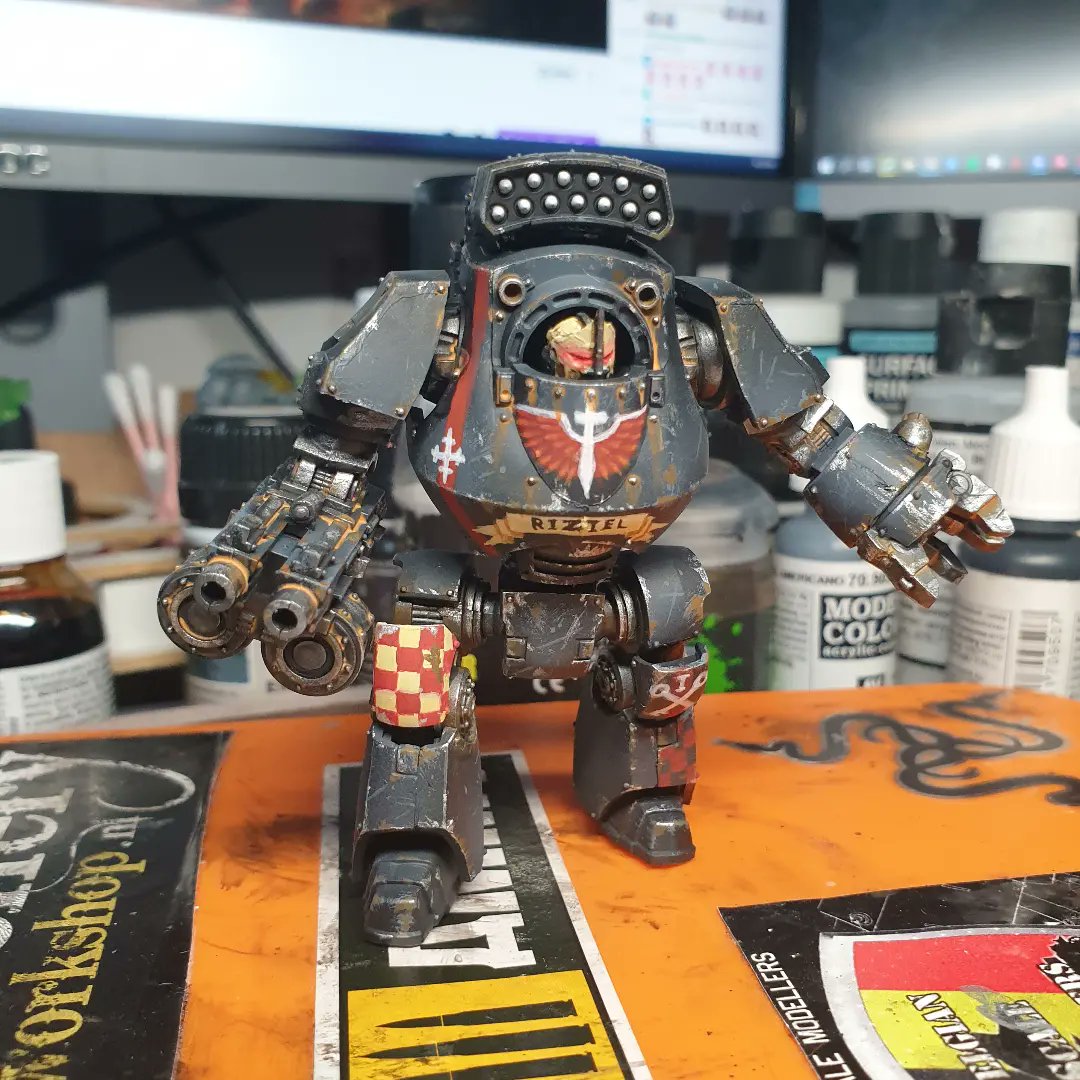 KhoroziveChaos's tweet photo. Riziel, a #DarkAngels #contemptor #dreadnought joiny #horusheresy army!
#warhammer #PaintingWarhammer #30k #40k https://t.co/iP4N8HFcze