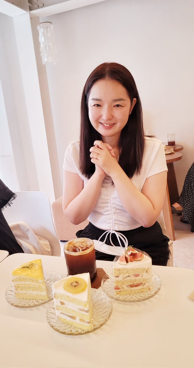 애틱그룹의 <a href="/Yunapark_Art/">YunaPark</a> 님이 초대해주신 브라이덜 샤워 런치와 디저트 파티. ♡♡ 우리모두에게 선물같은 시간. 그림속의 설렘가득 사랑스런 신부처럼 빛나고 축복된 결혼식 되시길 마음다해 축복해요.♡♡
<a href="/AtticNFT/">Attic NFT Art</a> <a href="/1stride_g/">🎵1stride</a> <a href="/EH21_Bitby/">EH21_Bitby</a> <a href="/GentleBirdNFT/">Heebong</a> <a href="/kimnemong/">🎵kimnemong🧂</a> <a href="/jheeart_nft/">🎵째이 jhee ⌐ⓝ°ⓒ eth🔺NYC 2024</a> @artandtech64