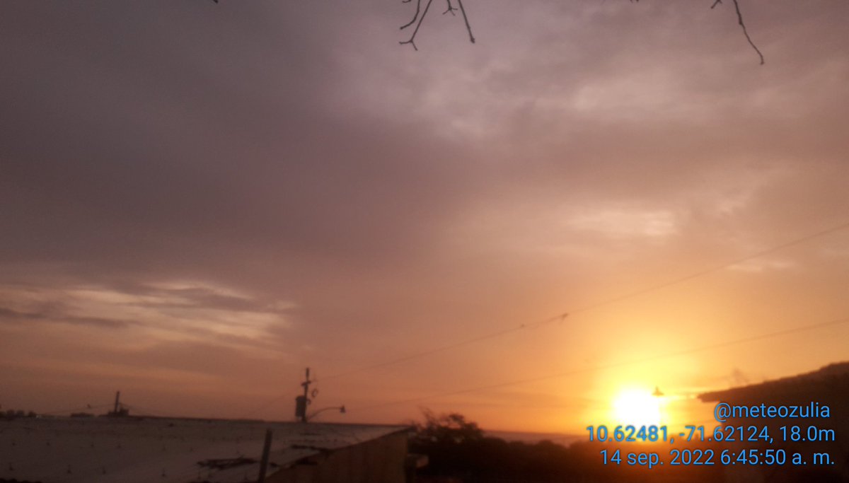 MeteoZulia's tweet photo. bonito y fresco Amanecer en #Maracaibo este #miercoles #14Sep2022
#Felizdia
#Sol #Nubes #Tormentas
#Sun #Sunrise #SunriseLovers #Clouds #CloudsLovers #Storm #StormHours #StormLovers #Picoftheday #ThePhotoHour https://t.co/jPPthORwmQ