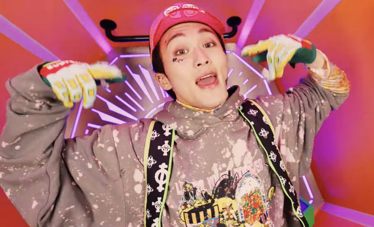 LOOKSMKL's tweet image. 