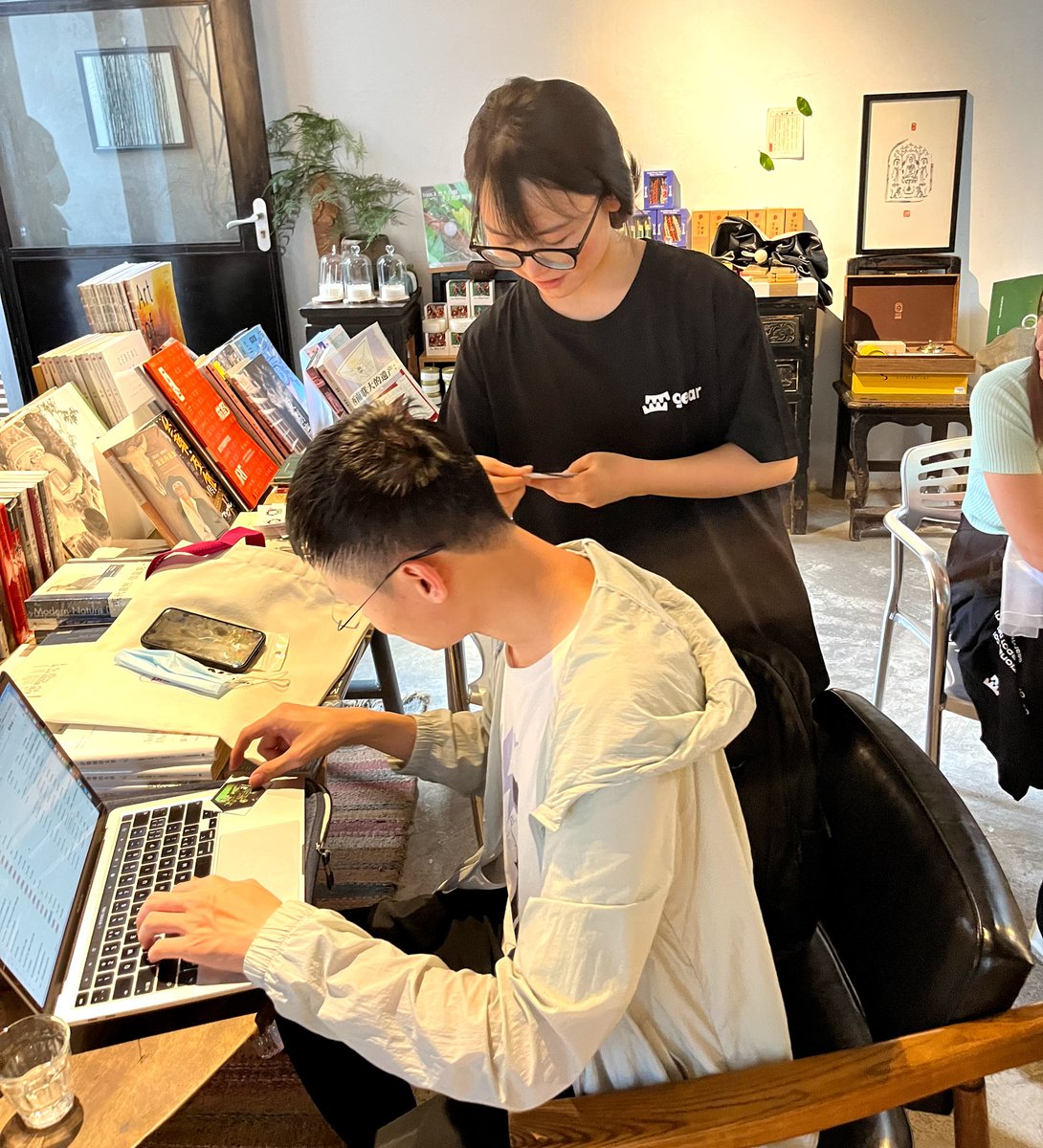 gear_techs's tweet image. #tbt to when #GearTech hosted our first meetup in Dali, China!

🗓(18/08/2022) #Web3